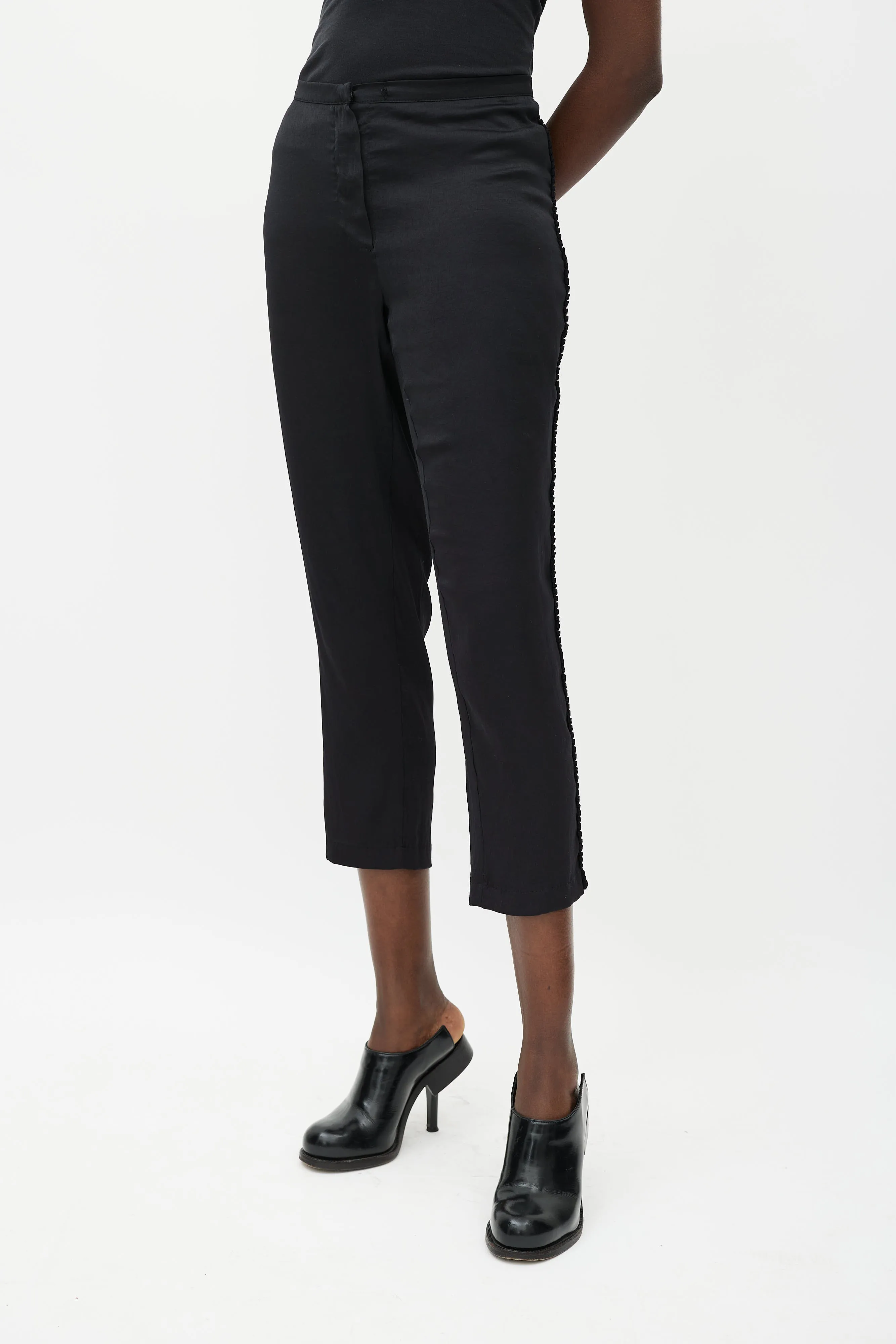 Black Cropped Scalloped Trouser