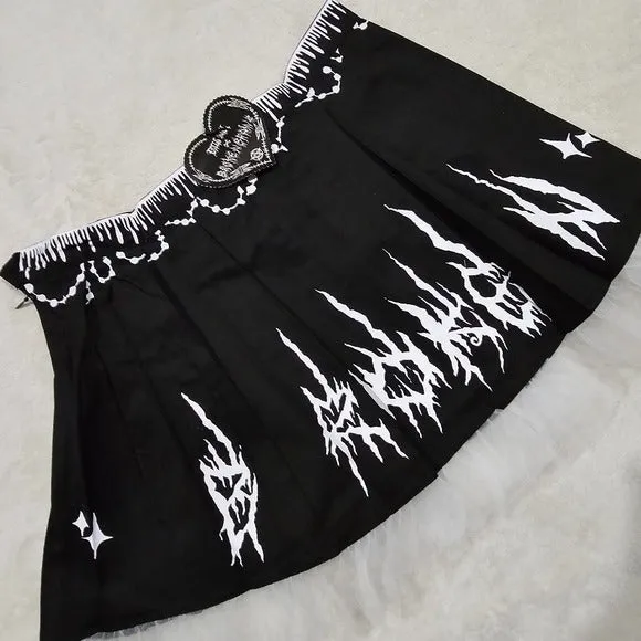 Damaged Damsel Pleated Skirt | Black & White High Waist Pleated